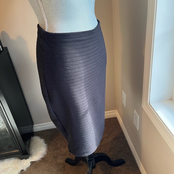 BAR III Pencil Skirt - Picture 5 of 9